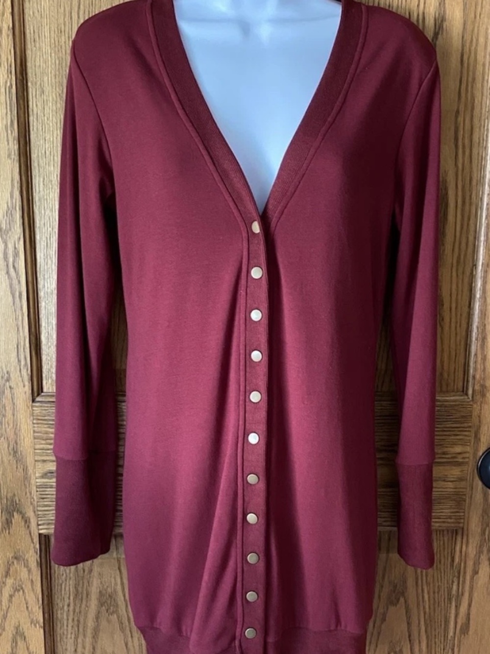 NWT Merokeety Womans Snap Front Long Cardigan Long Sleeve Top Burgundy Sz Small